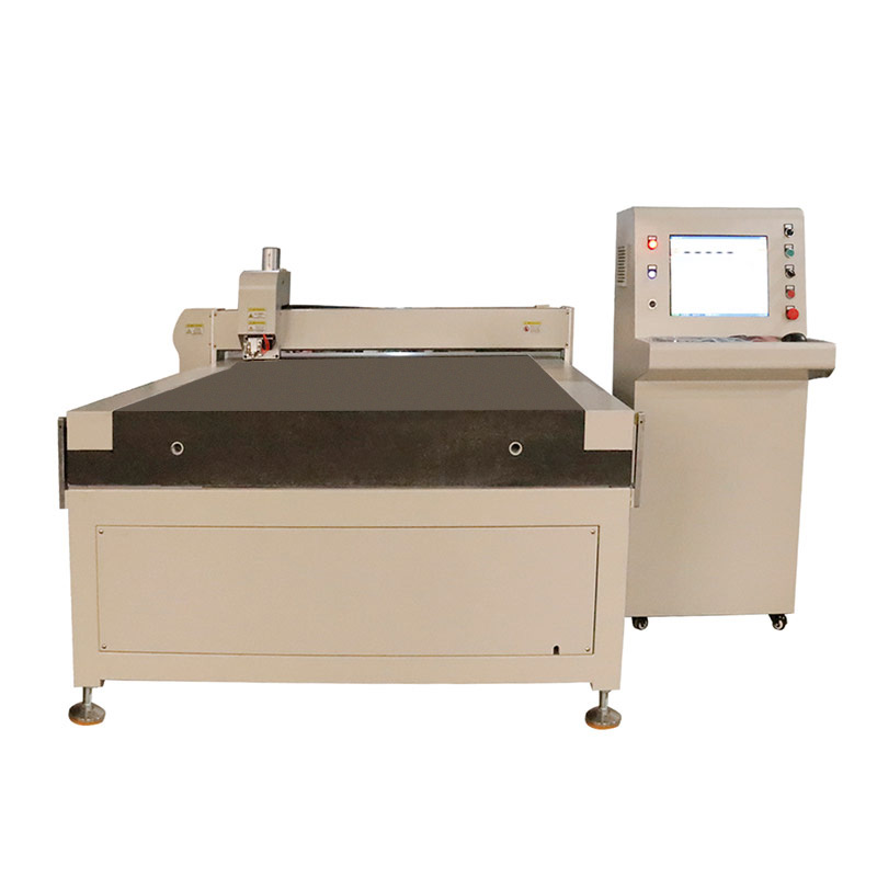 如何設(shè)定好異形玻璃切割機(jī)？