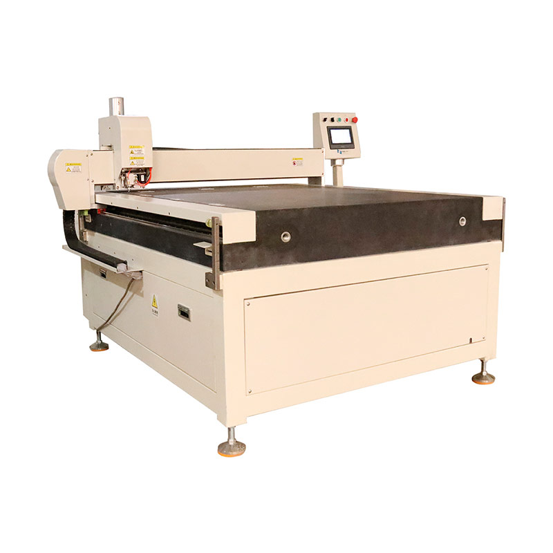 全自動玻璃切割機的工作原理是什么？